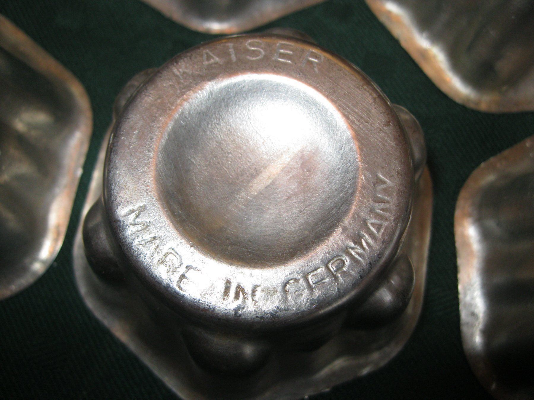 Kaiser Teglie da forno: 8 Backformen Kaiser – Usato da Bern venduto da aronari 2