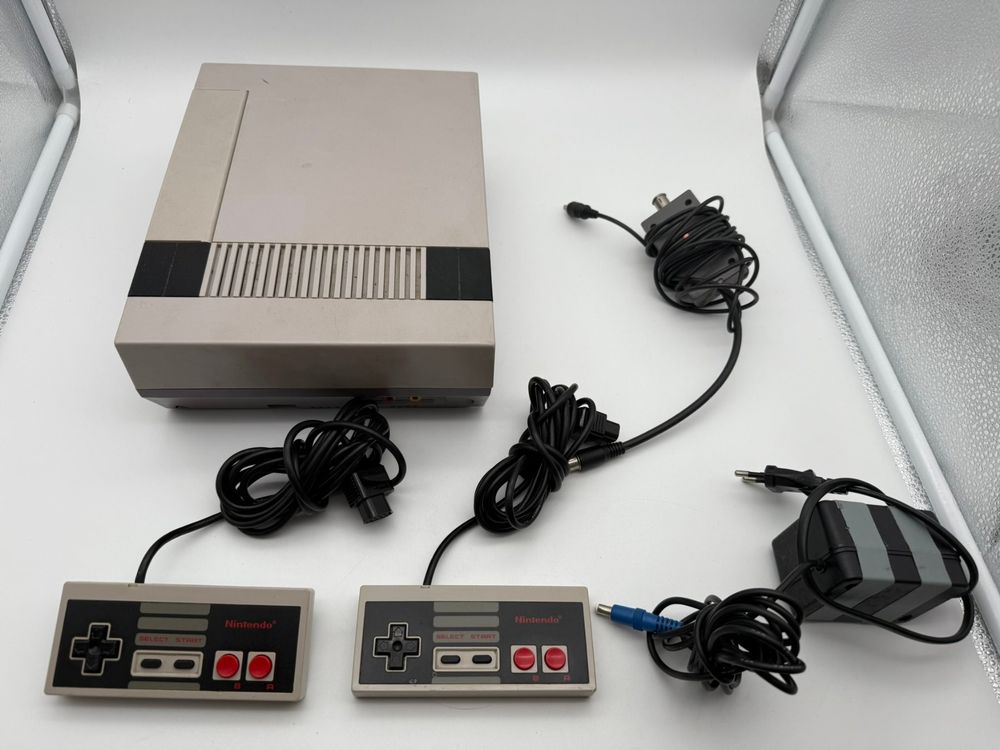 NES Controller Nintendo Entertainment System Retro (Gebraucht) in St ...