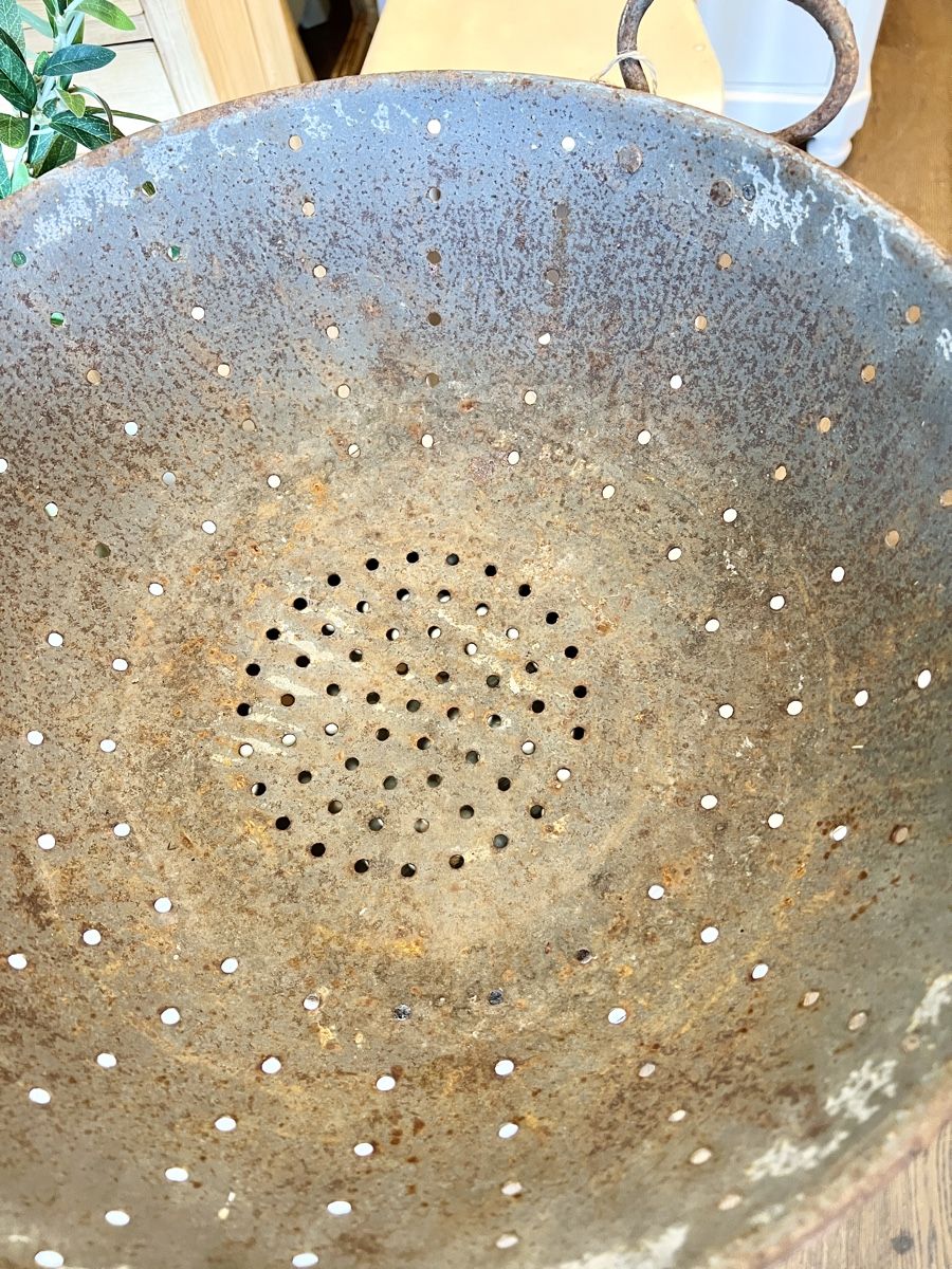 Küchengeräte: Küchensieb alt 40cm  – Gebraucht aus Sirnach von dasrosahaus 4
