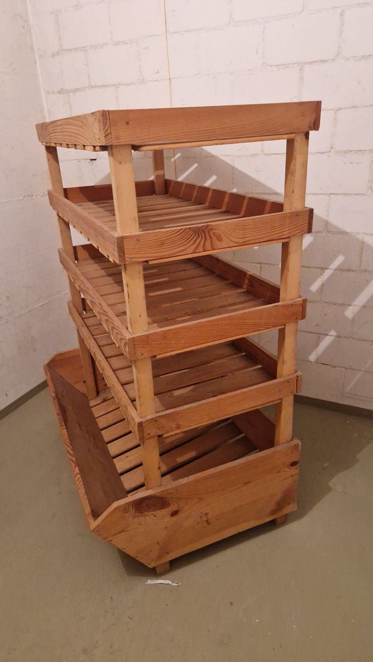 Scaffali: Hurde / Kellerregal aus Holz – Usato da Dübendorf venduto da 402765513 1