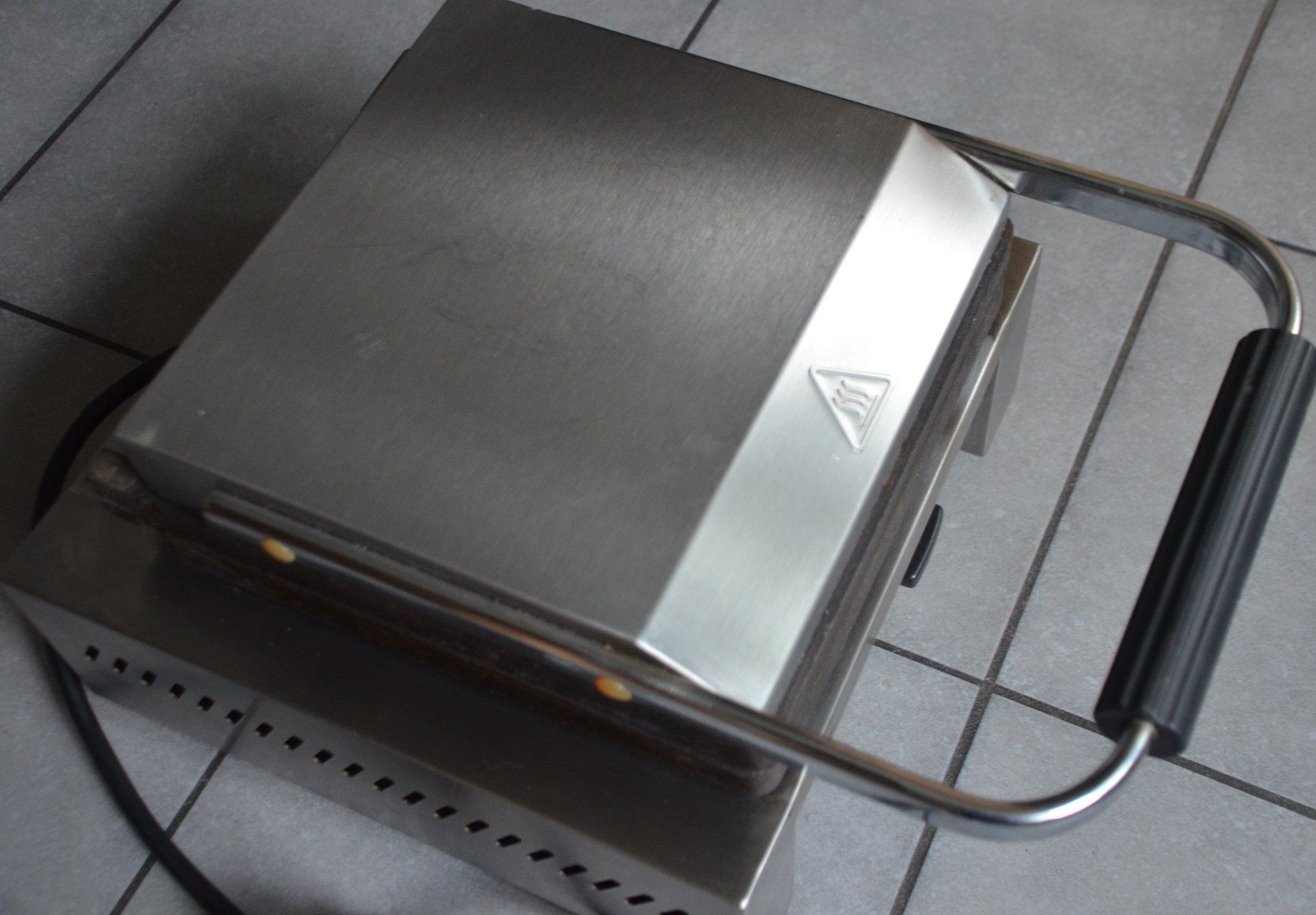Elettrodomestici da cucina: Hendi Waffelmaschine / machine à gaufres1500W – Usato da Collonges venduto da arashee 6