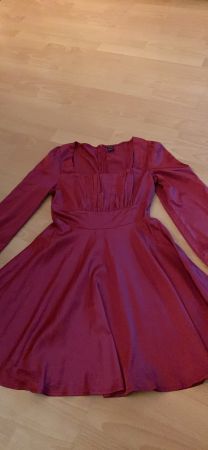 Jolie robe bordeaux Shein taille 34 ou xs