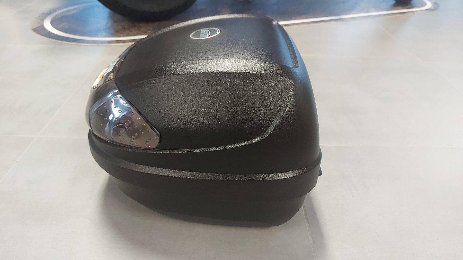 Givi Topcase: Givi Top Case 29 Liter – Usato da Kölliken venduto da motoleu
