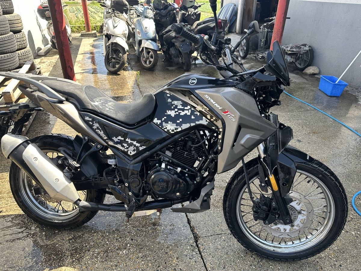 Sym Route: Sym NH-T 125 – Défectueux à Treycovagnes par Campingcar65 6