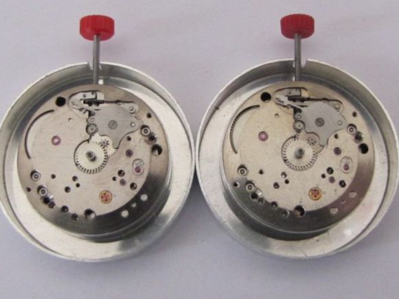 Bulova Orologi: 2 BULOVA Automatic Uhrwerke, 10 COAC USA. NOS – Nuovo (secondo la descrizione) da Pieterlen venduto da Flipper0 2