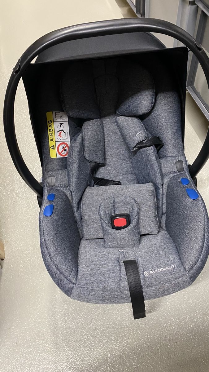 Auto-Kindersitze: Avionaut Babyschale Pixel – Gebraucht aus Thalheim AG von Stimorol7