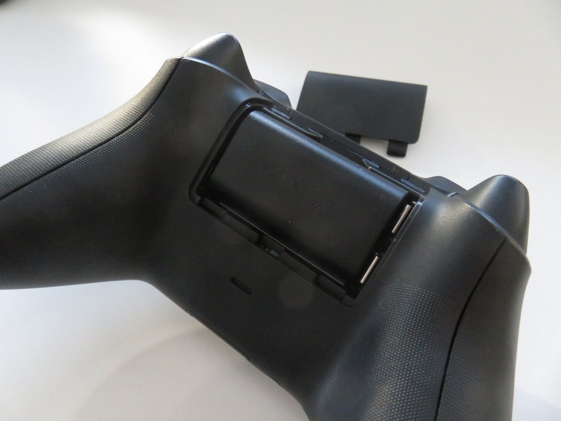 Microsoft Controller: XBox Controller + XBox Akku & SteelSeries Nimbus Controller – Usato da Arlesheim venduto da 5victoria5 4