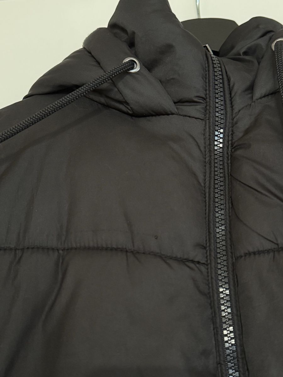 Giacche: Schwarz Steppjacke mit Kapuze  – Usato da Alchenflüh venduto da hel_n6bm 1