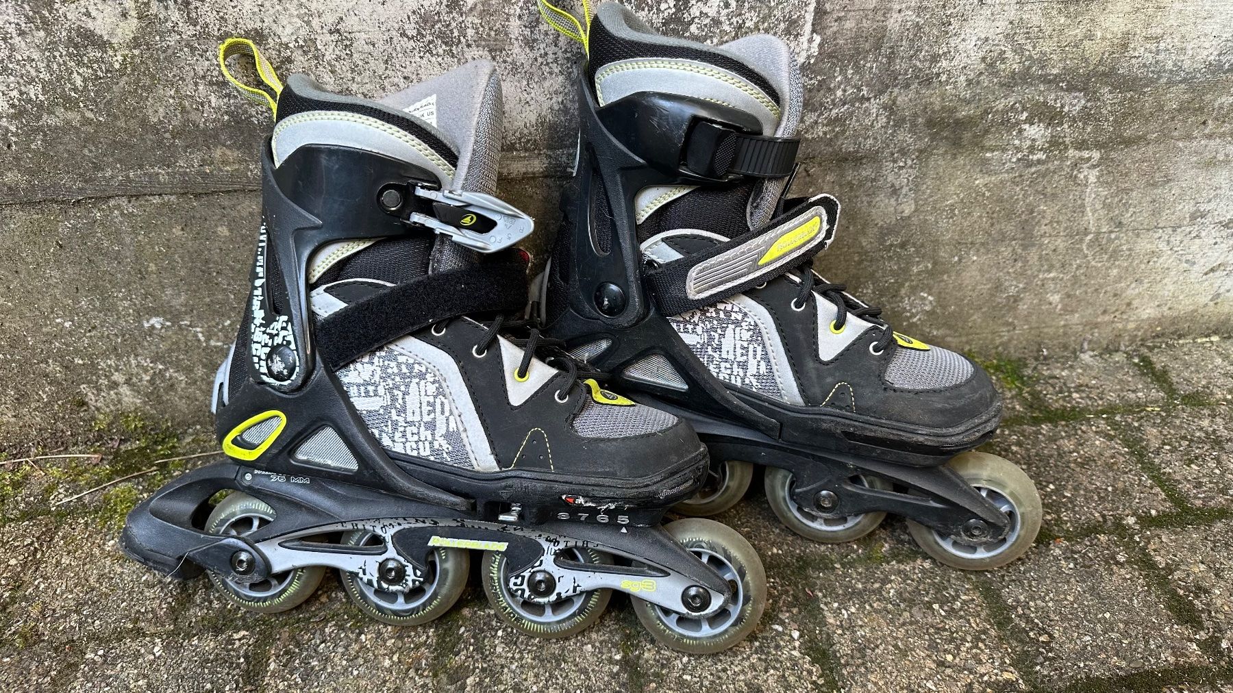 Pattini in linea & Pattini a rotelle: Verstellbare Inlineskates Grösse 36.5- 40.5 – Usato da Schönenbuch venduto da marisli80 1