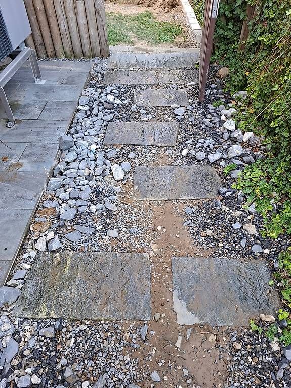 Plateaux: 19 hochwertige und extrem massive Granitplatten. – D'occasion à Sempach Station par arggg 2