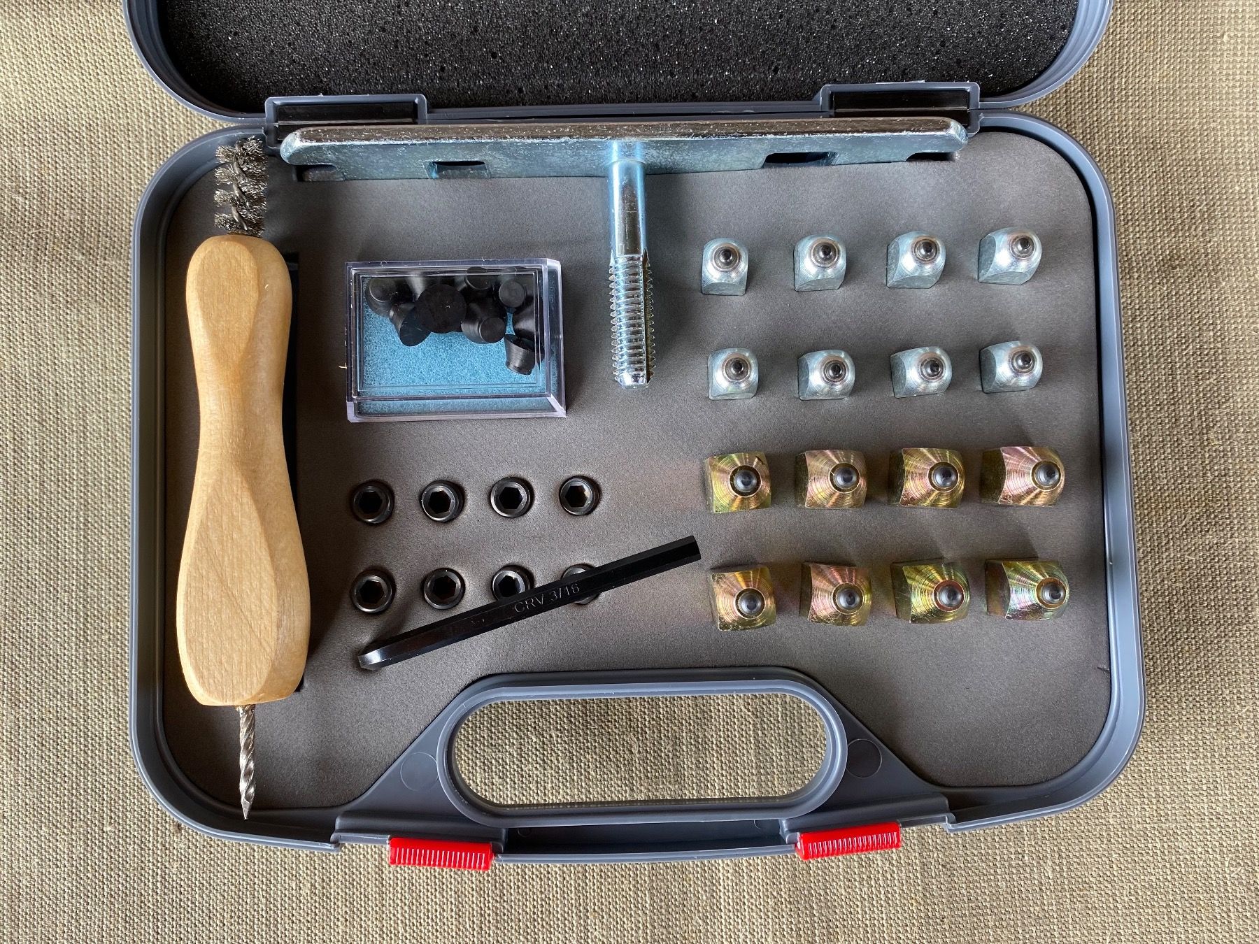 Carrozze: schöner Stollenkoffer M10 – Usato da Feldbach venduto da Fea1 2