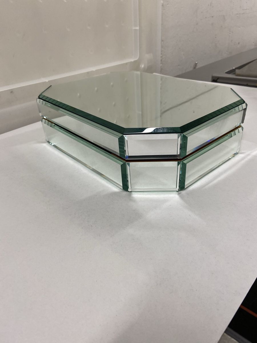 Portagioie: Schmuckschatulle Facettierte Glas Spiegel 8eckig – Usato da Dietikon venduto da brocki-eyra 5