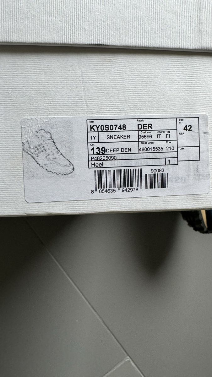Valentino Scarpe da uomo: Sneakers Valentino – Nuovo (secondo la descrizione) da Nyon venduto da Swiss.quality 5