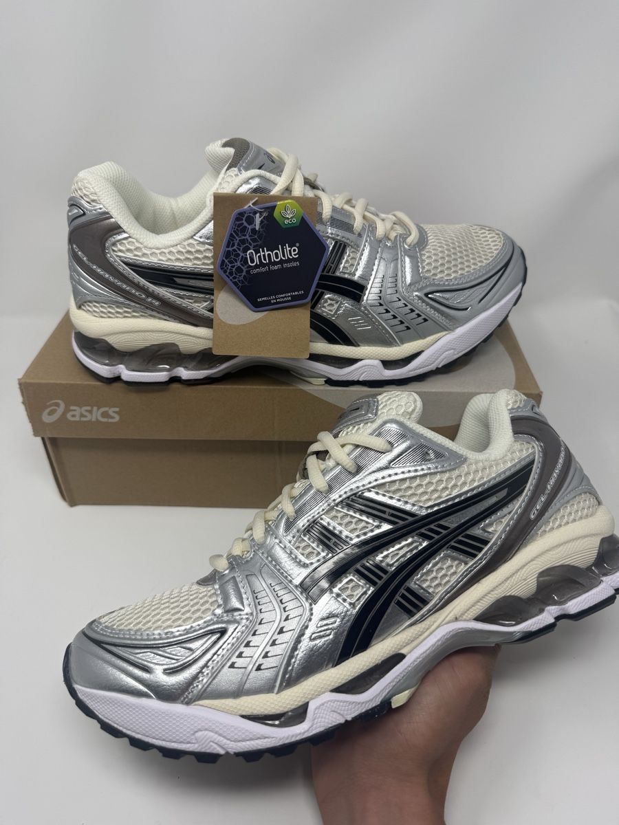 Asics Scarpe da uomo: Asics Gel-Kayano 14 Silber Weiss  – Nuovo (secondo la descrizione) da Luzern venduto da kim221080