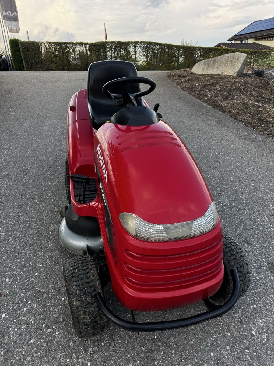 Honda Tagliaerba: Rasentraktor HF2417K2 HTE – Usato da Niederuzwil venduto da Michael1990_ 3