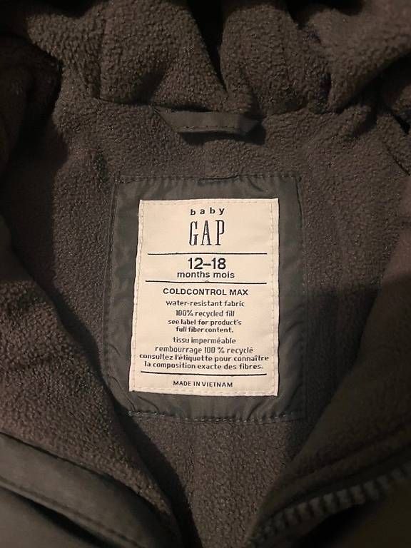 Strampler: Combinaison GAP 12-18 mois – Gebraucht aus Romanel-s-Lausanne von cha_8vqy 1