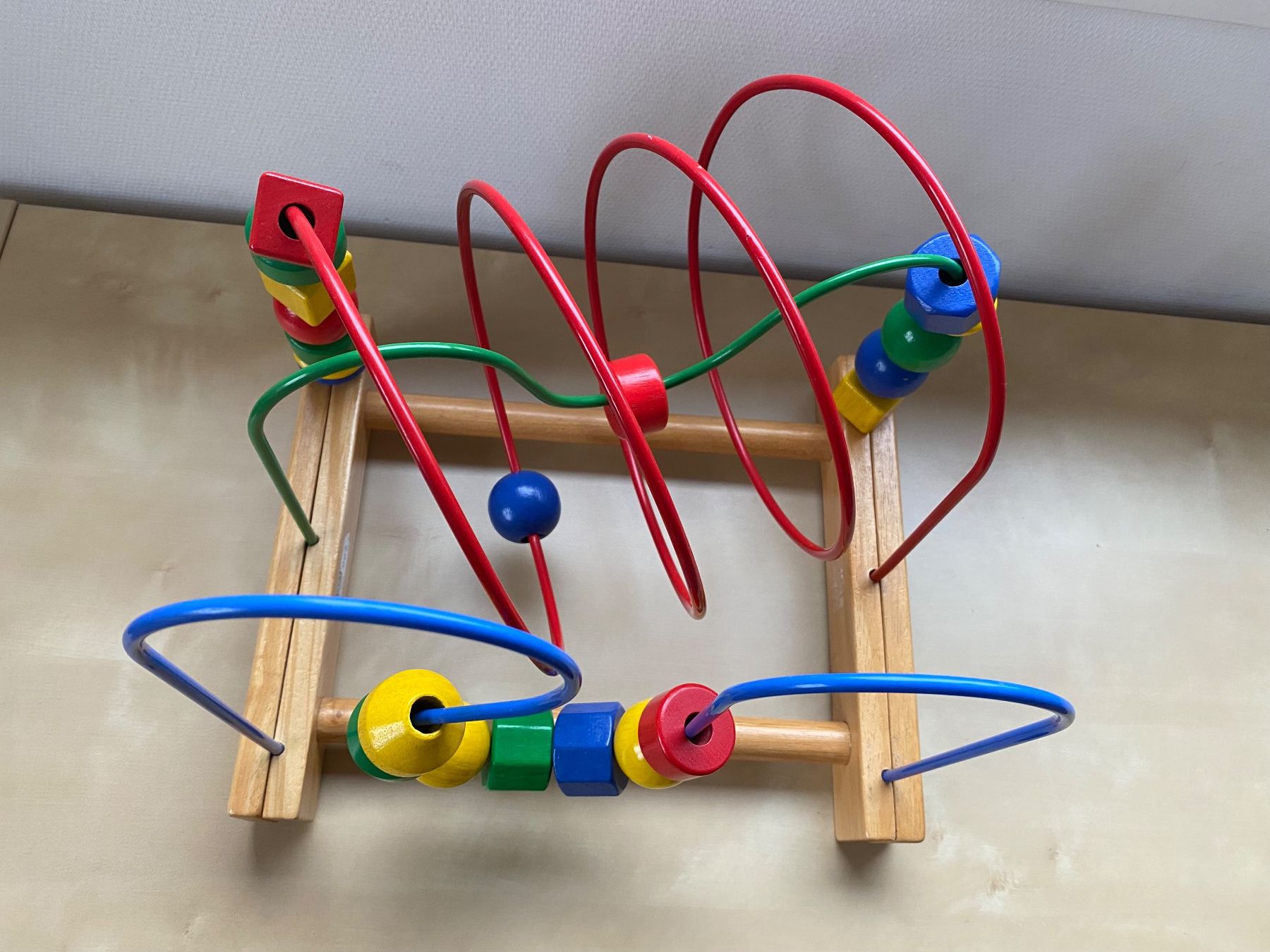 Ikea Spielzeuge: Motorikschleife von Ikea – Gebraucht aus Trachslau von RetoM1982