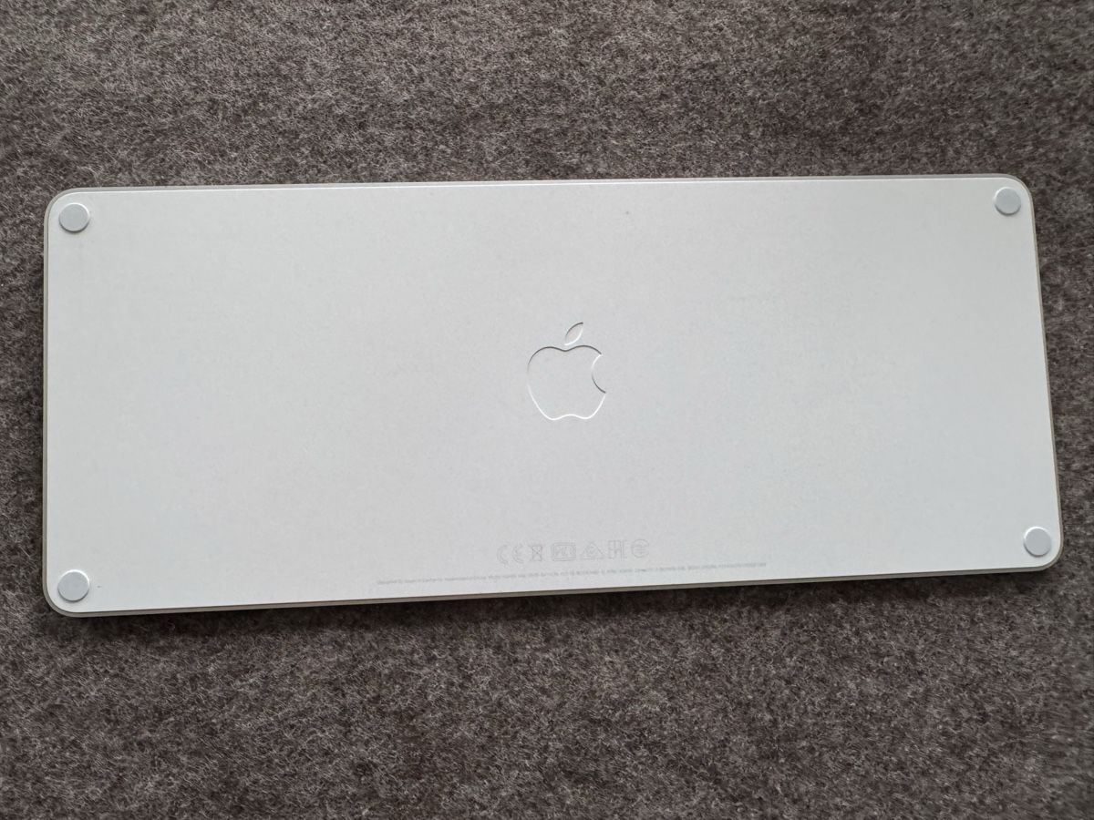 Apple Tastaturen: Apple Magic Keyboard with Touch ID – Neu (gemäss Beschreibung) aus St. Gallen von Asmolon 3