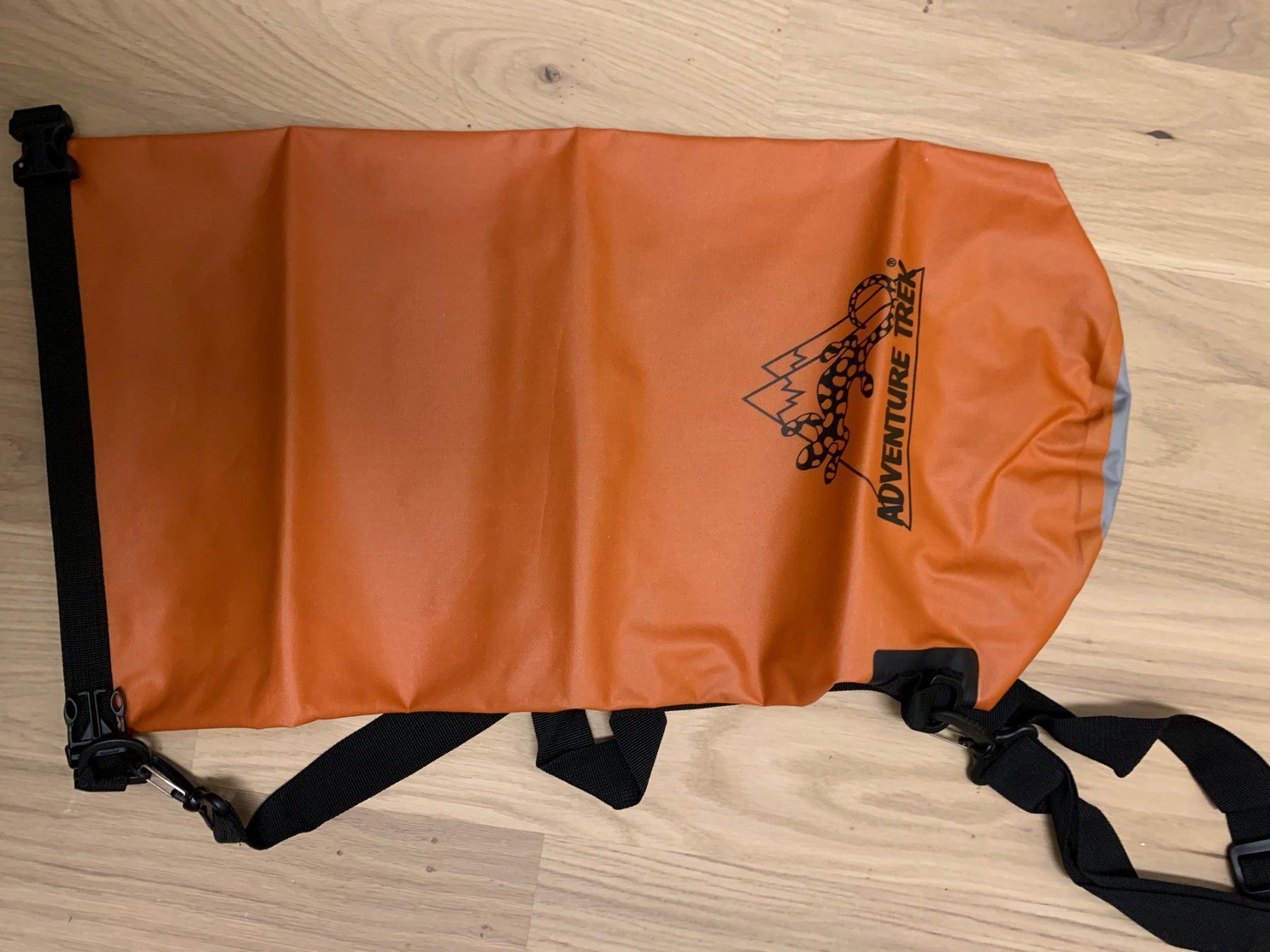 Taschen: Seesack Orange 22 l – Neu und originalverpackt aus Unterengstringen von hausraus