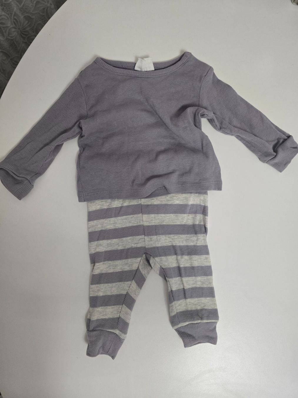 Lotti & Set di vestiti: Süsses Baby-Set, Grösse 62/68 – Usato da Uster venduto da Vanessia7