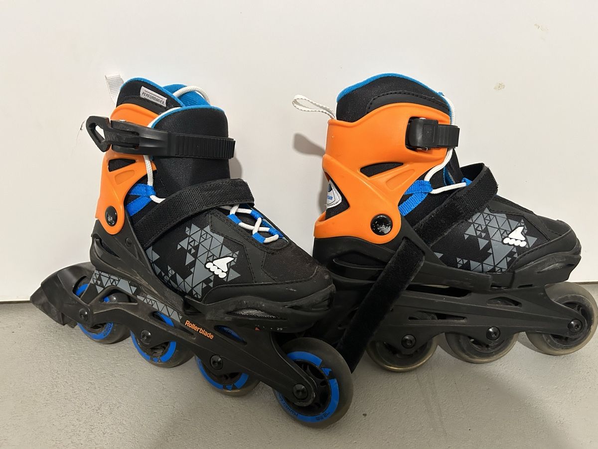 Inline-Skating & Rollschuhe: Inline Skates Rollerblade - Gr. 29-33 – Gebraucht aus Niederrohrdorf von  1
