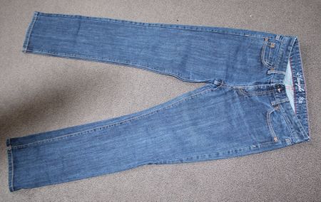 Jeans von *TOMMY HILFIGER*