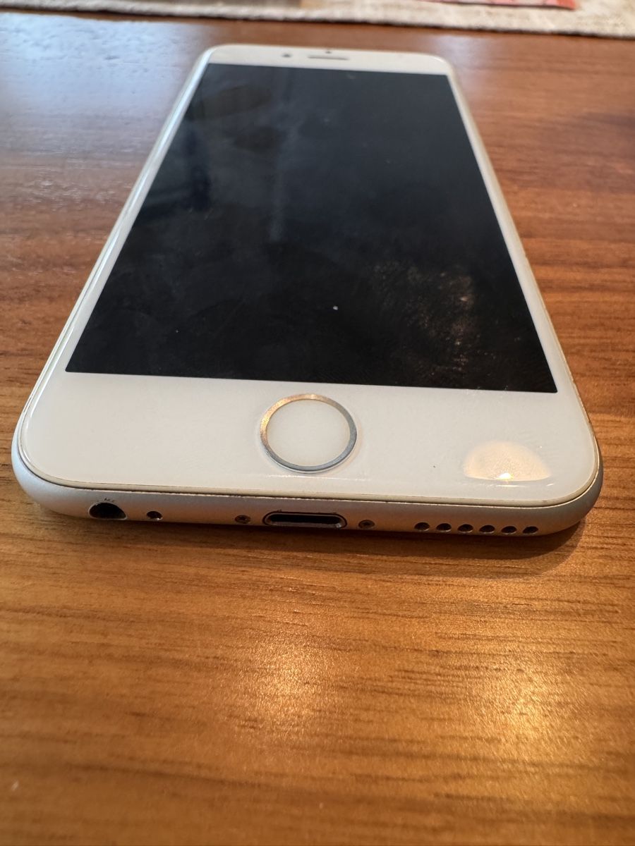Apple Telefoni cellulari / Smartphones: iPhone 6S 64 GB ohne SIM-Kartenhalter – Usato da Sarnen venduto da Qwertziop74 3