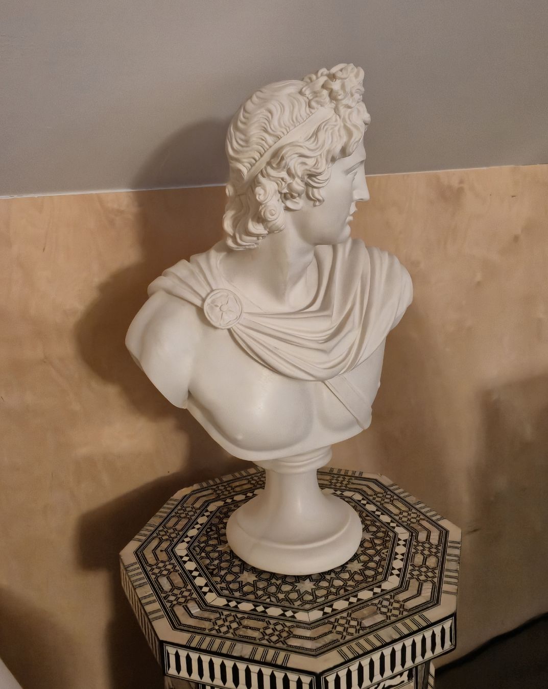 Skulpturen & Statuen: Grosse Apollo Büste – Gebraucht aus Widnau von ort_2qxw 2