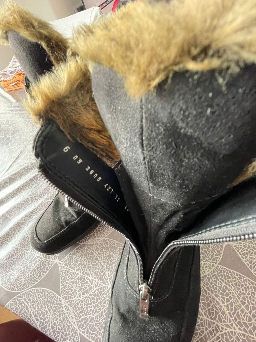 Scarpe da donna: ARA Stiefel Grösse 39 (6) – Usato da Burgdorf venduto da interstellar2 4