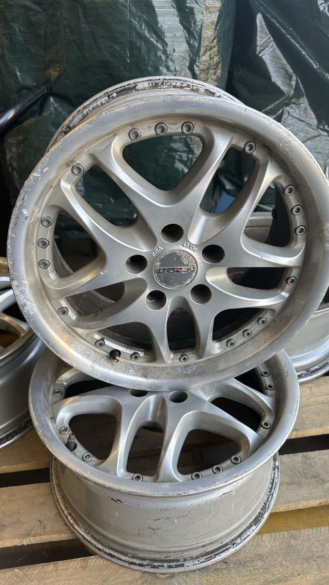 Mercedes-Benz Cerchioni: Mercedes Benz Alufelgen  – Usato da Au venduto da TF-MEL