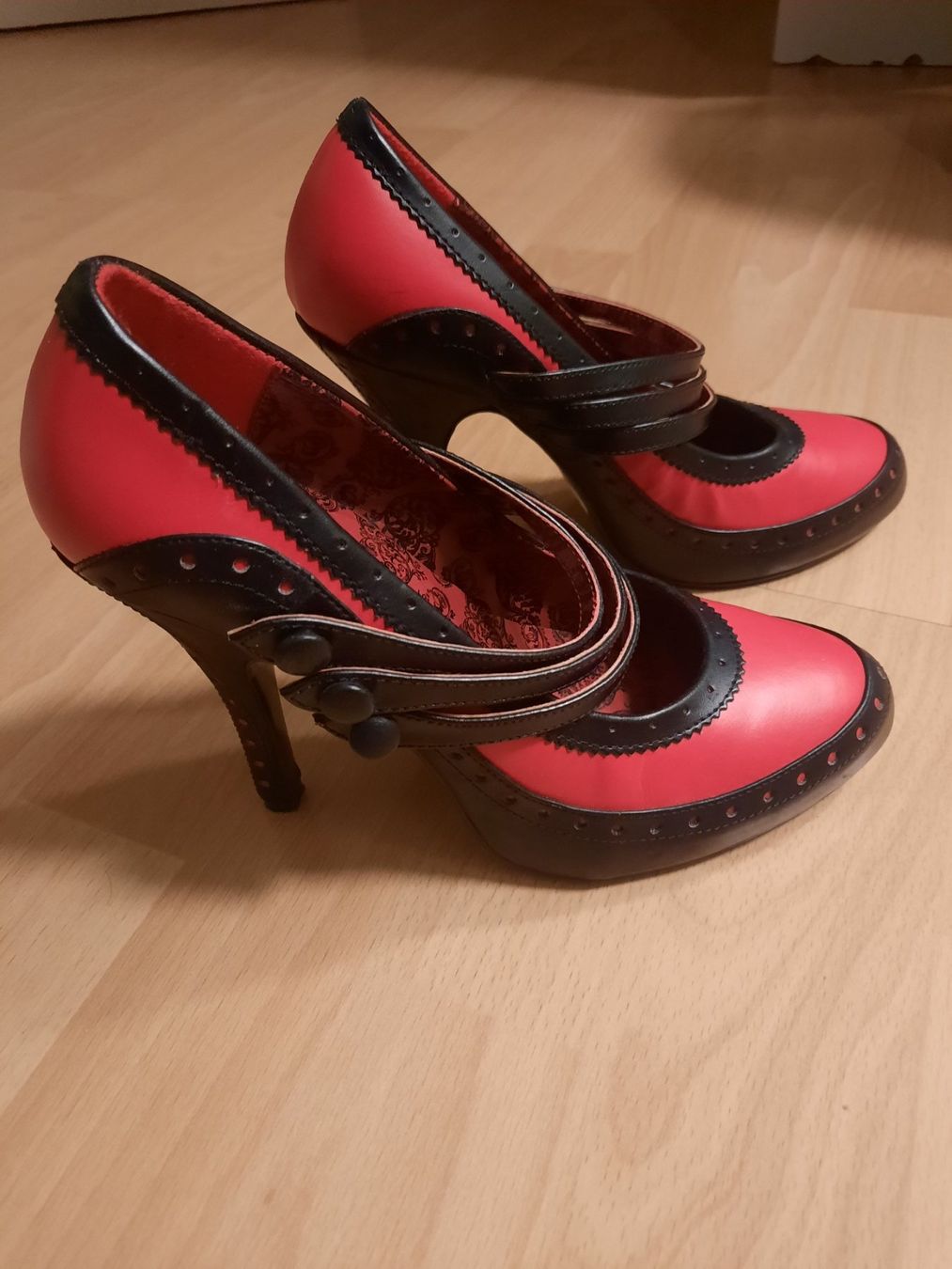Damenschuhe: Elegante Damen High Heels – Gebraucht aus Wittenbach von bal_my2q