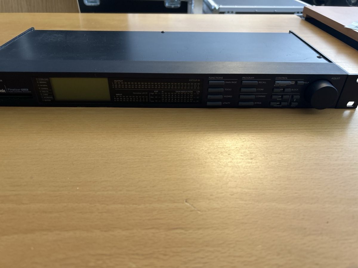TC Electronic Equalizer: T.C. Electronics Finalizer PLUS – Gebraucht aus Rafz von YEL01 1