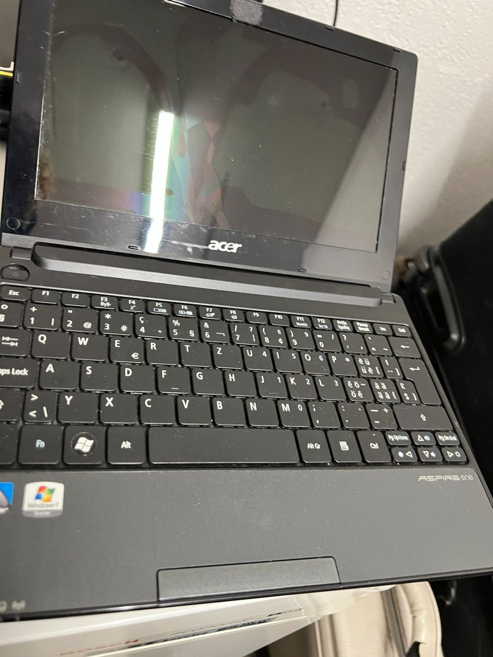 Acer Notebooks: Acer Aspire One D255 Netbook 10" Windows 7 gebraucht – Gebraucht aus Volketswil von Lootington_Post