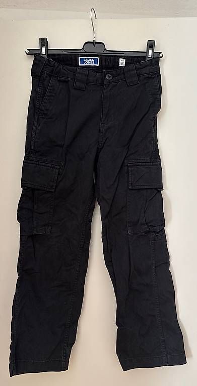 Pantaloni: Cargohose Jack & Jones Gr. 140 – Usato da Unterägeri venduto da Dan_6bcw