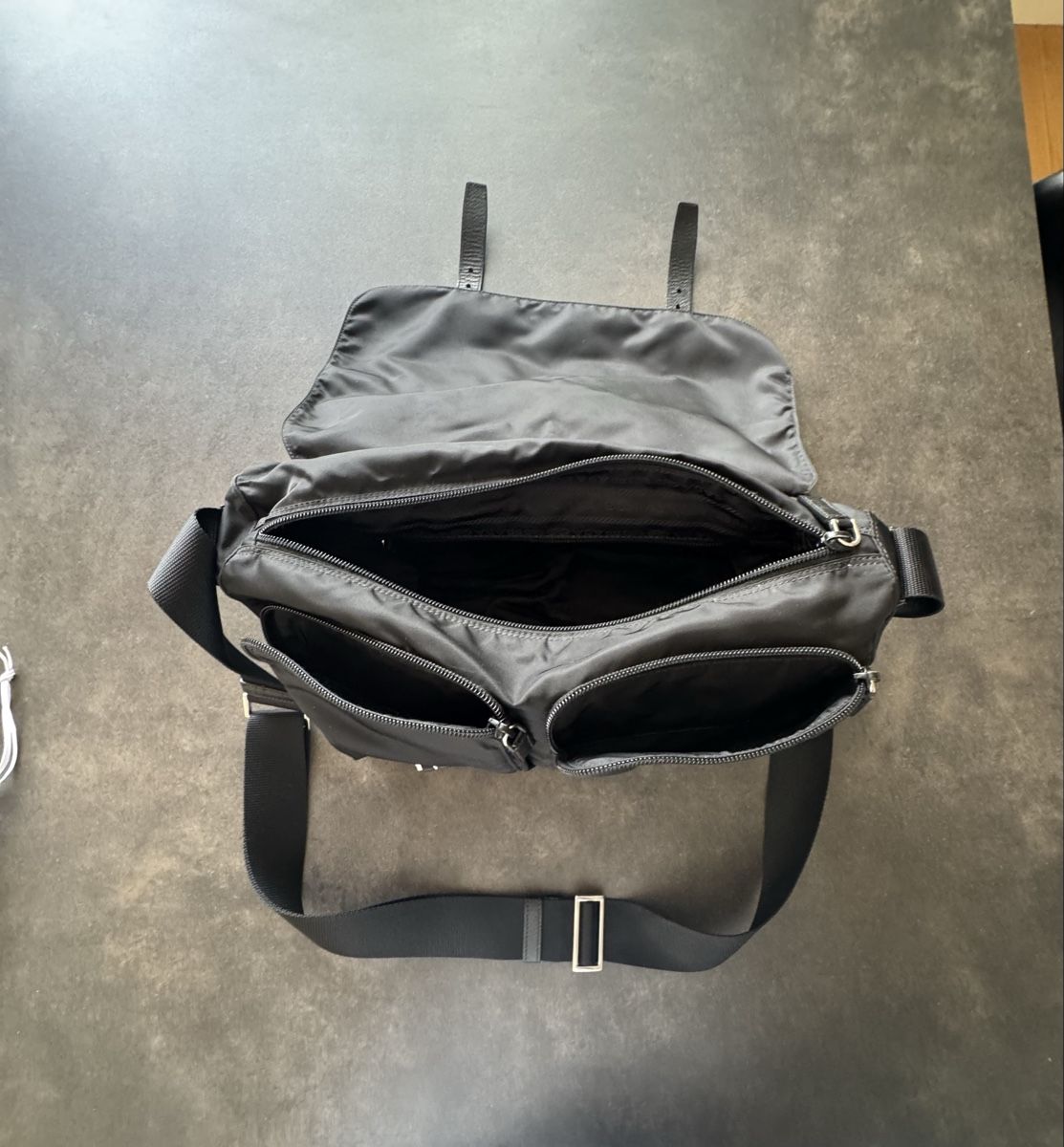 Prada Borse: Shoulder Bag PRADA – Nuovo (secondo la descrizione) da Coppet venduto da Apicius1 5
