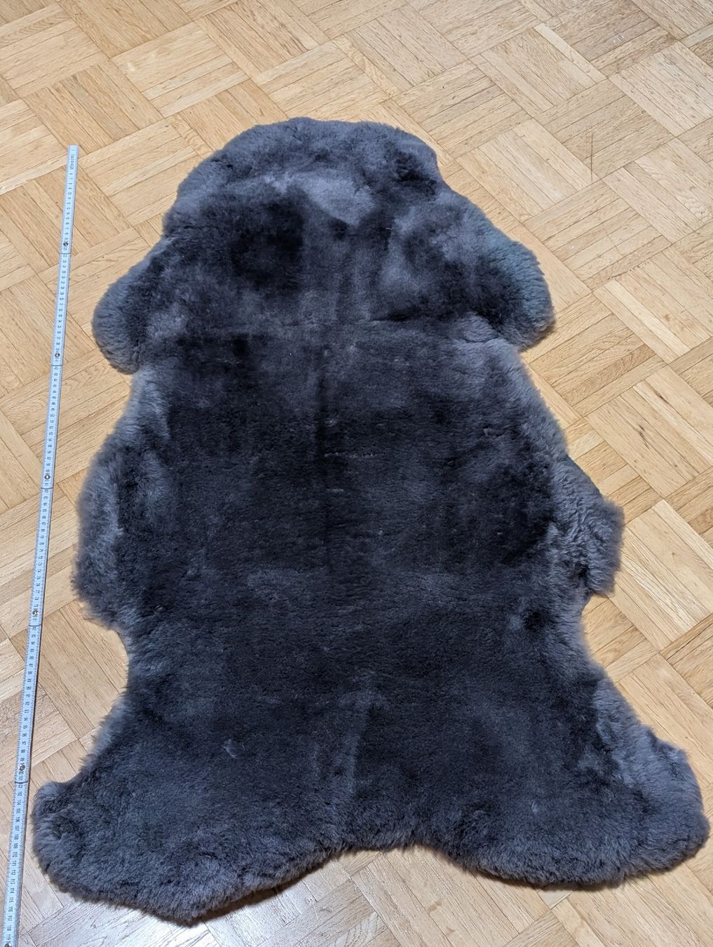 Coperte: Echtes Schaffell grau – Nuovo (secondo la descrizione) da Buchs ZH venduto da rol_tn8h