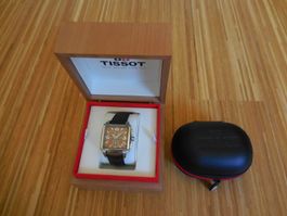 TISSOT Uhr Quadrato