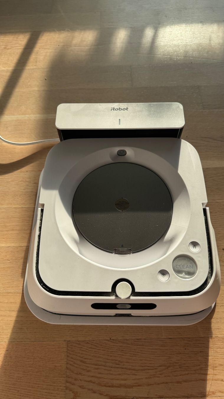 Tutte le macchine: iRobot Braava jet m6 Wischroboter – Usato da Beringen venduto da cnonlloyd 1