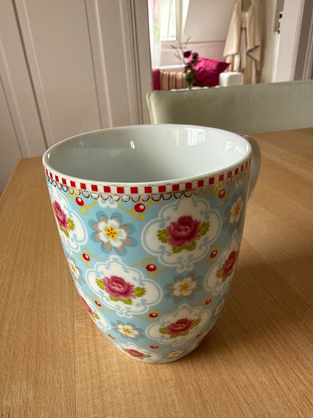 Pip Studio Tazze: PiP studio Tasse – Usato da St Gallen venduto da mayerka