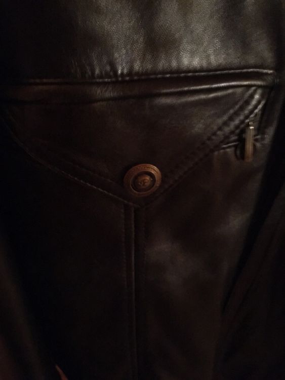 Versace Giacche: Herren Lederjacke V2 by Versace Gr. L schwarz – Usato da Lauenen b. Gstaad venduto da Li-A8gut 4
