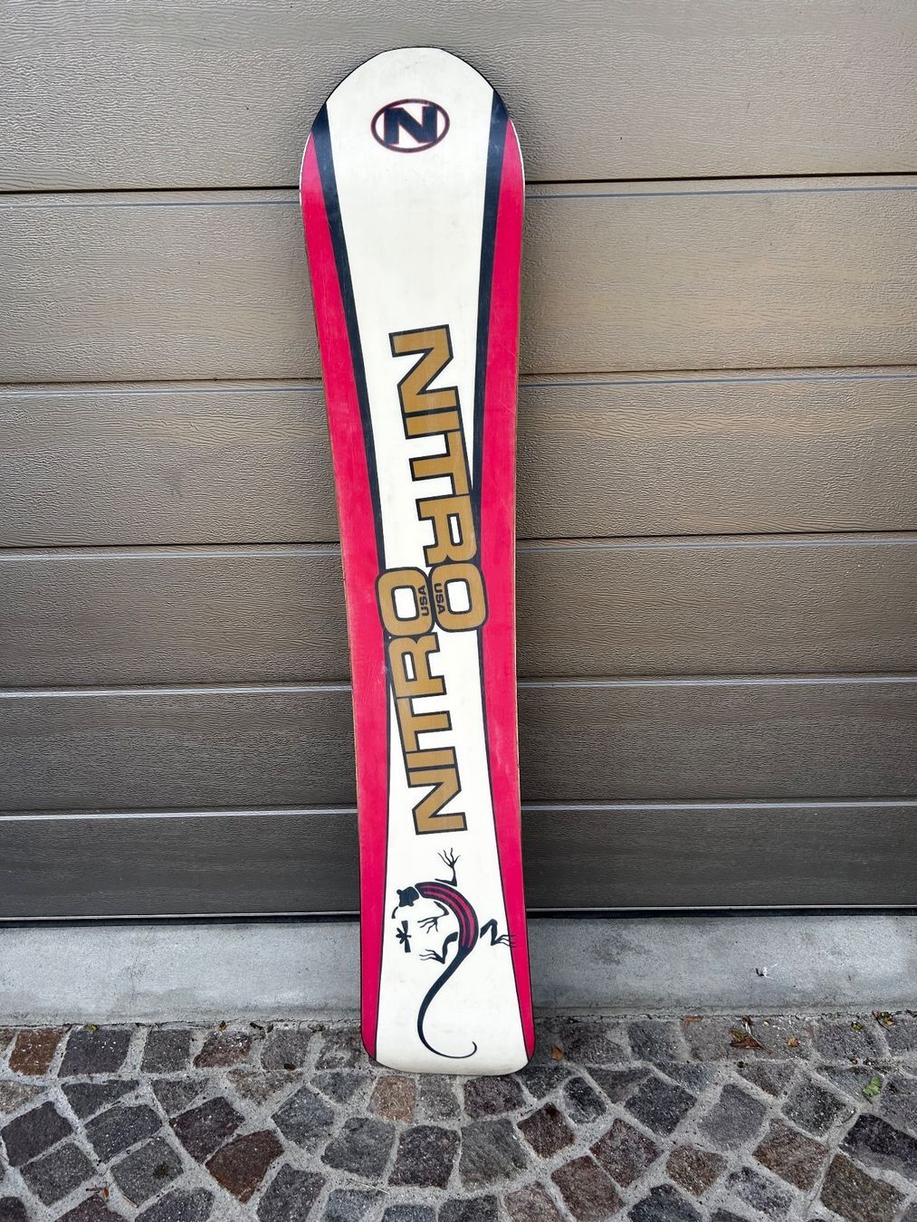 Snowboard Nitro Board: Nitro Snowboard, 152cm – Usato da Winterthur venduto da af25io 3