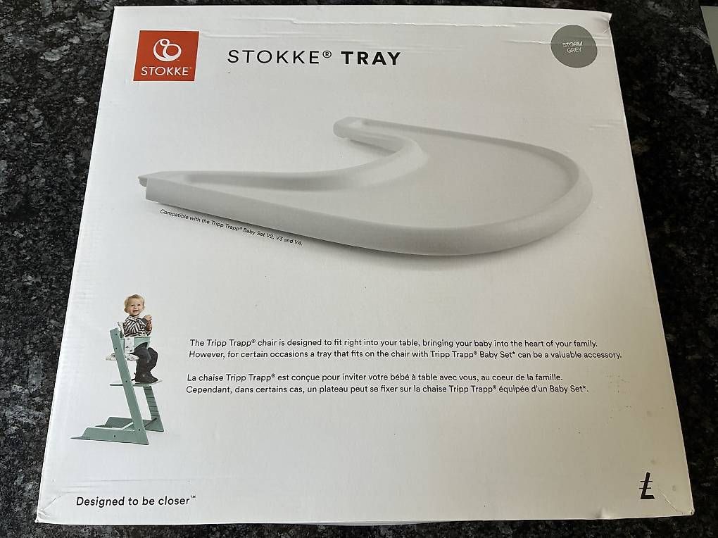 Stokke Chaises hautes: Stokke Tray Tripp Trapp grau, Neu – Neuf avec emballage d'origine à Arlesheim par macinsky 1