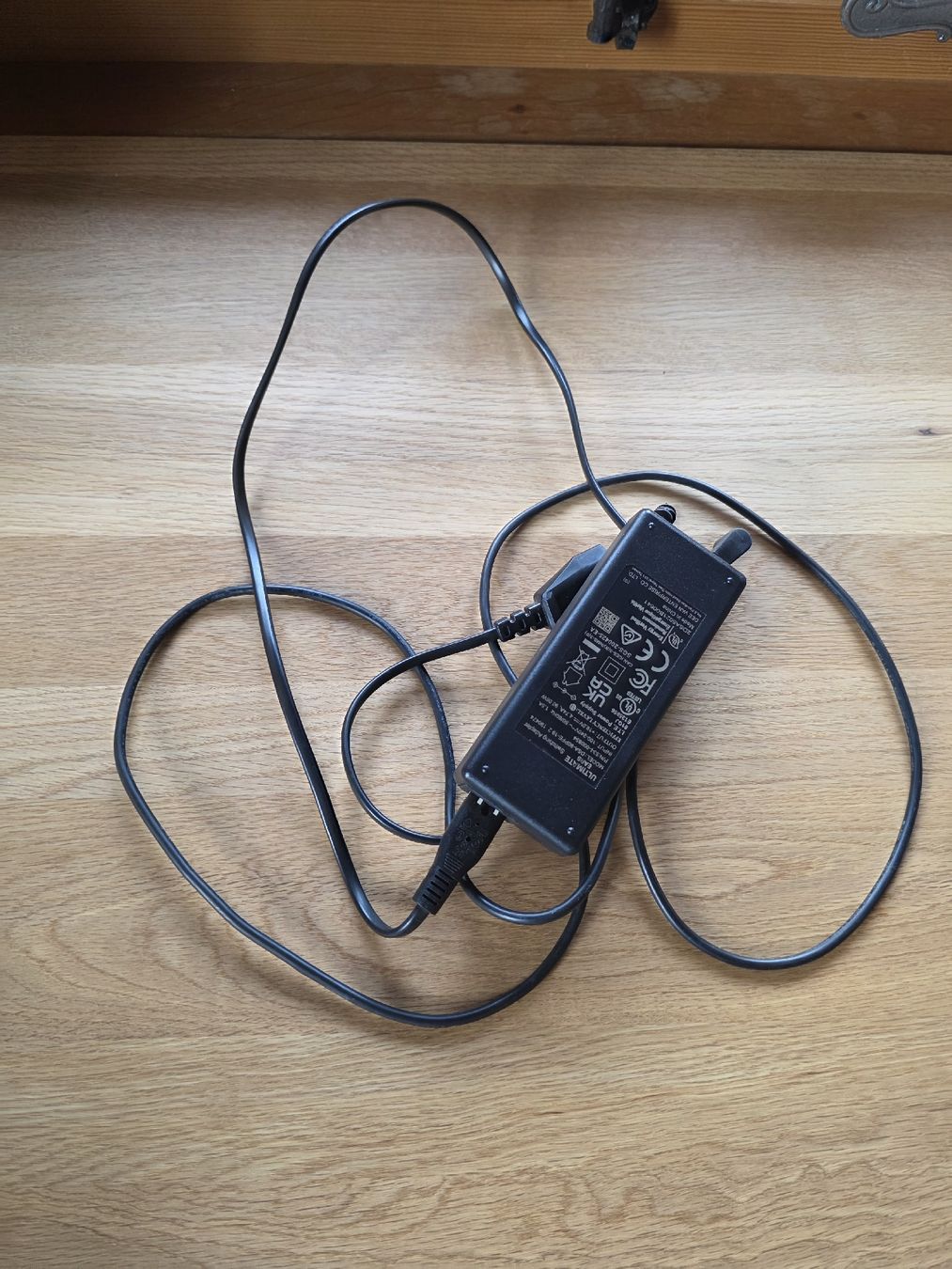 Ultimate Ears Caricabatterie: Ladegerät UE Hyperboom – Usato da Innerberg venduto da adr_7clv