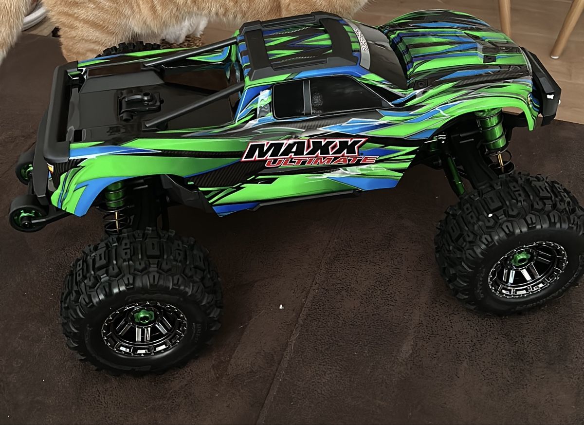 Traxxas RC Kits de montage: Traxxas Maxx Ultimate – Neuf avec emballage d'origine à Urdorf par Florian271179
