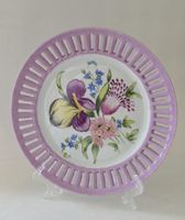 Assiette Décorative Porcelaine Ajourée Peinte à la Main 