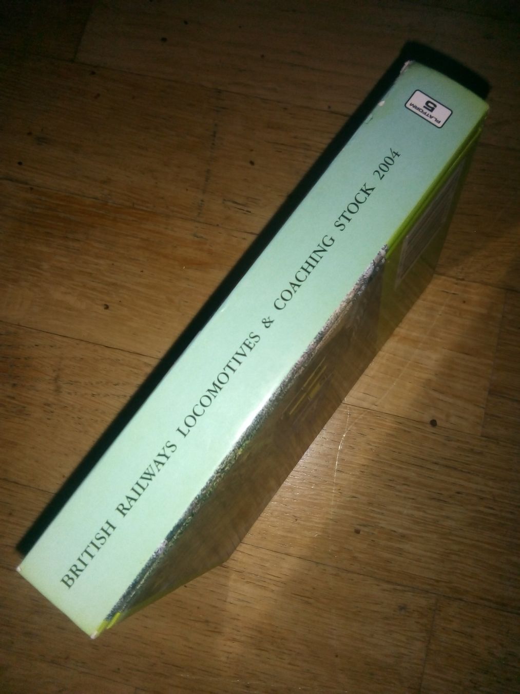 Bücher: Britisch Railways - Locomotives Coaching Stock 2004    eng. – Gebraucht aus St. Gallen von elk2020 8