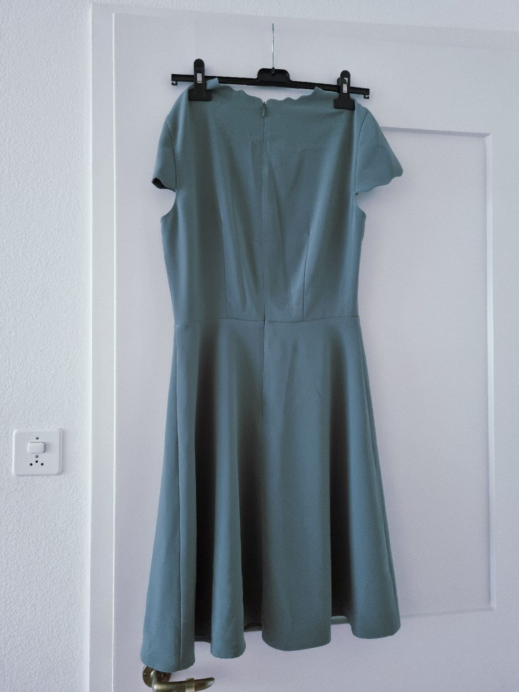 H&M Robes: Robe patineuse /business – Neuf (Voir description) à Basel par Ana_v 1