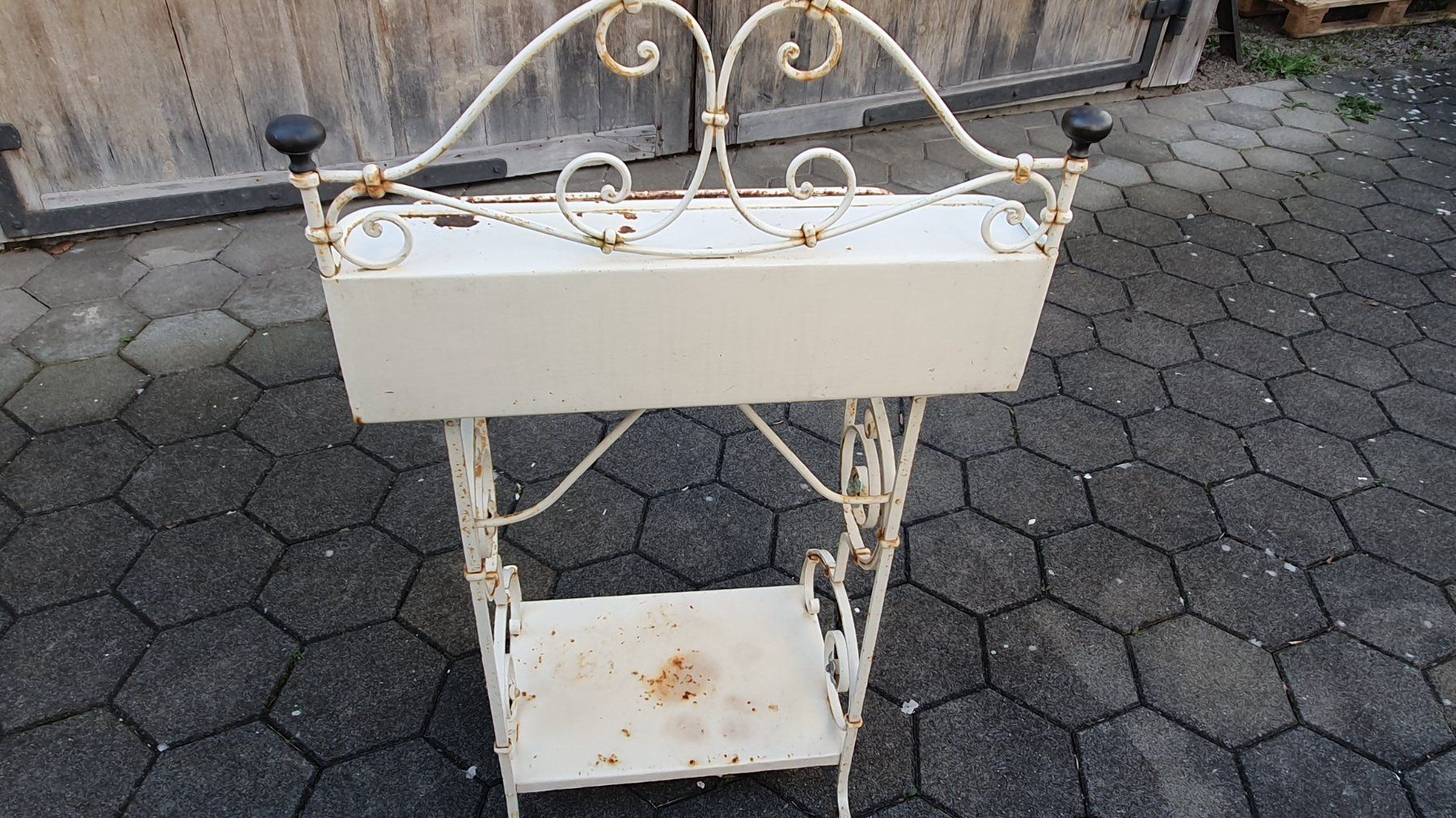 Comodini: Jugendstil Tischli Metall – Usato da Flawil venduto da Pinkmalibu 3