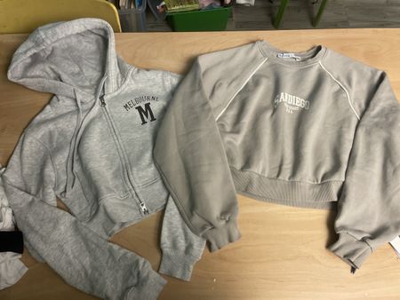 Bershka Set: Jacke Neu + Pullover, Gr. XS, Top Zustand!