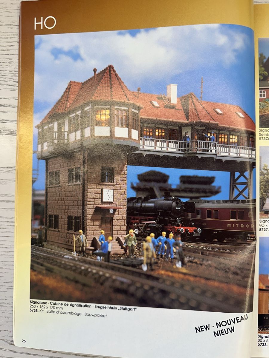 Vollmer Modellini di ferrovie: Vollmer Katalog 1998/99 – Usato da Lupsingen venduto da New-Haven 3
